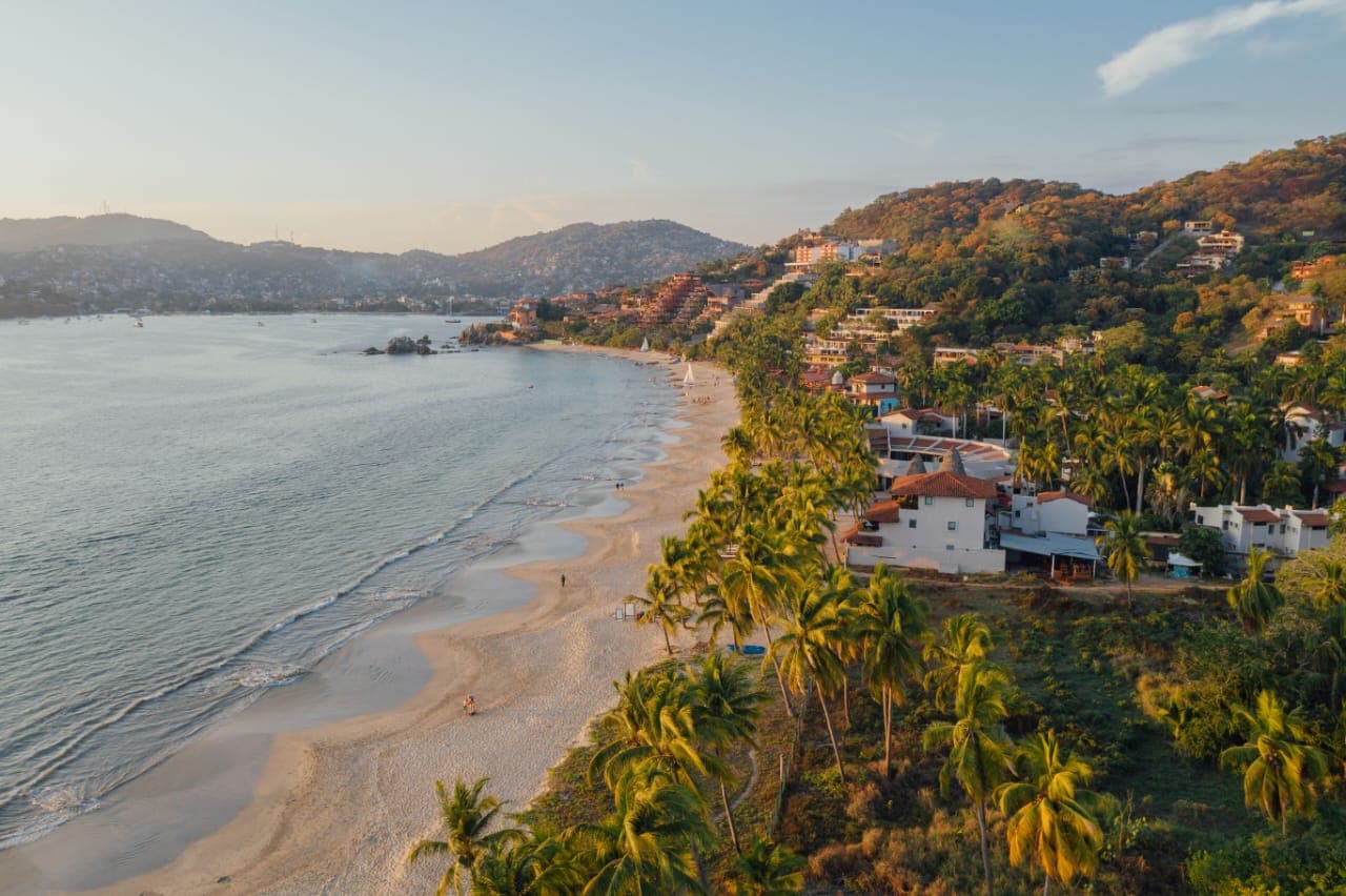 Explorar Zihuatanejo de Azueta: Un Destino con Raíces Profundas